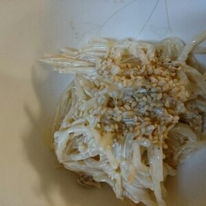 レンジで簡単作りおき！もやしの味噌マヨ和え